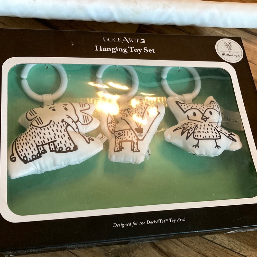 Doc-a Tot Hanging Toy Set with rod to attach NIB